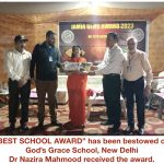 Best School Award to GGS